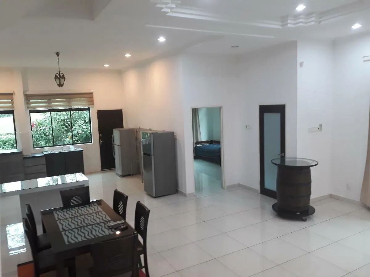 Tiara Melaka Golf & Country Club Villa